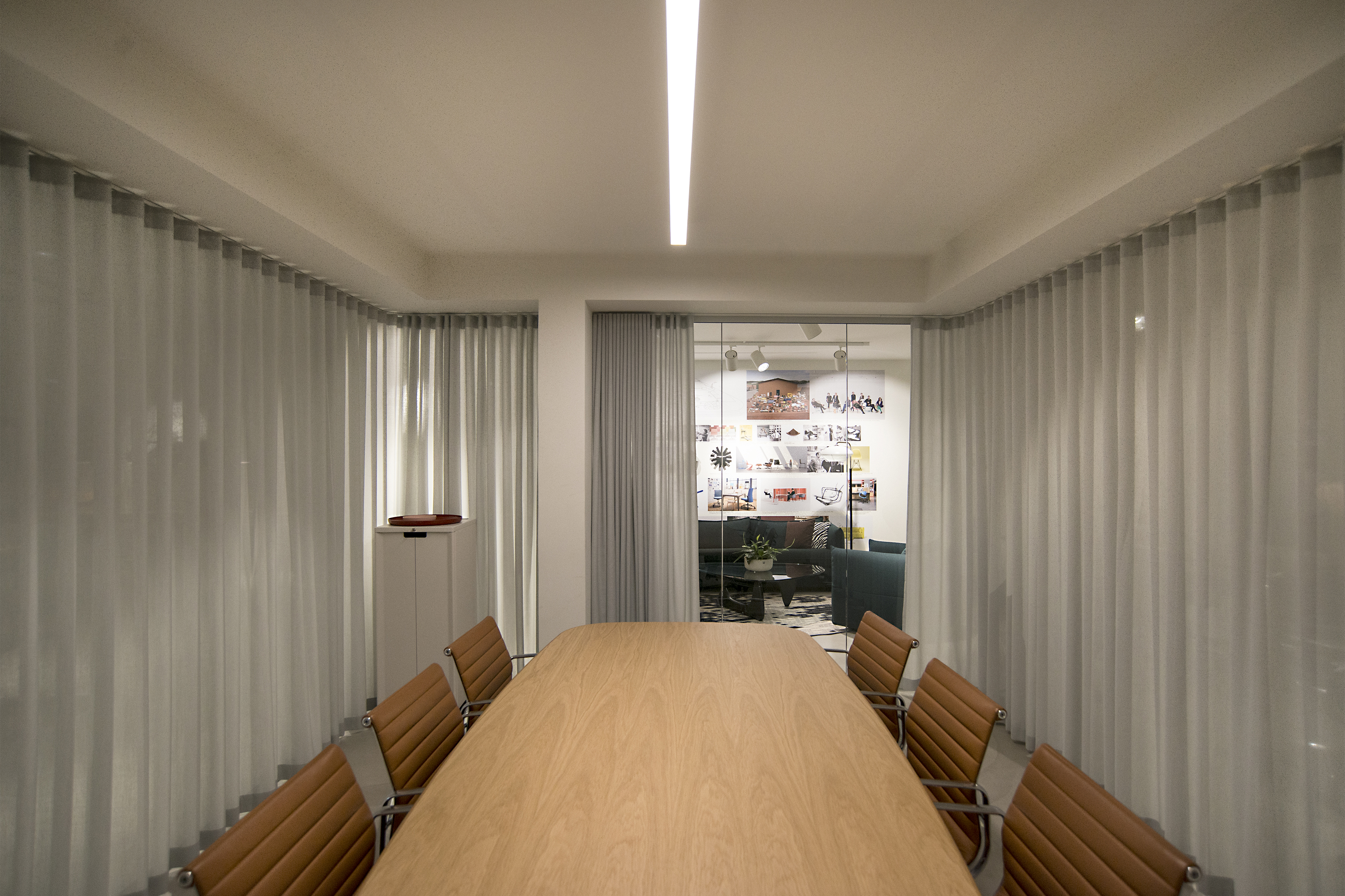 case - Vitra Showroom