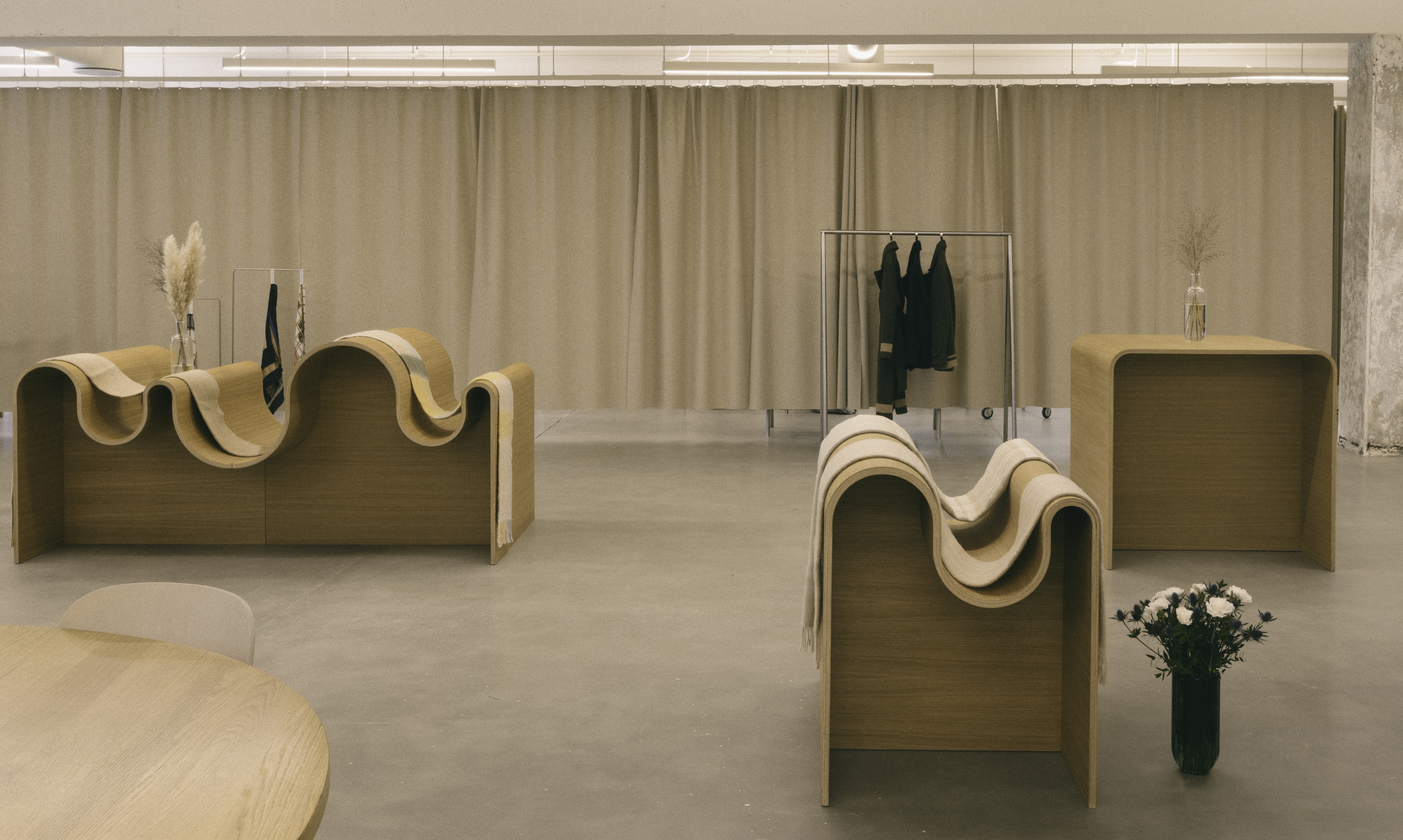 Case - Holzweiler Showroom