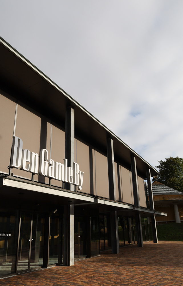 DEN GAMLE BY